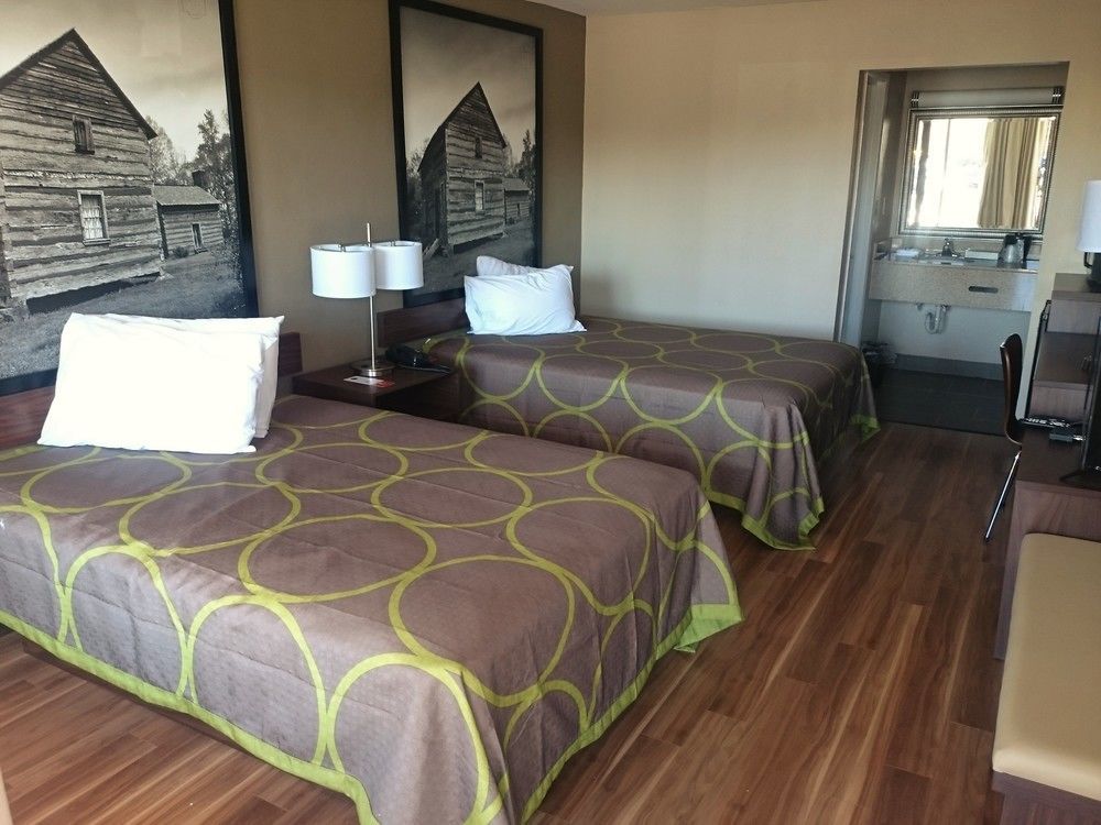 Super 8 By Wyndham Asheville Airport Fletcher Extérieur photo