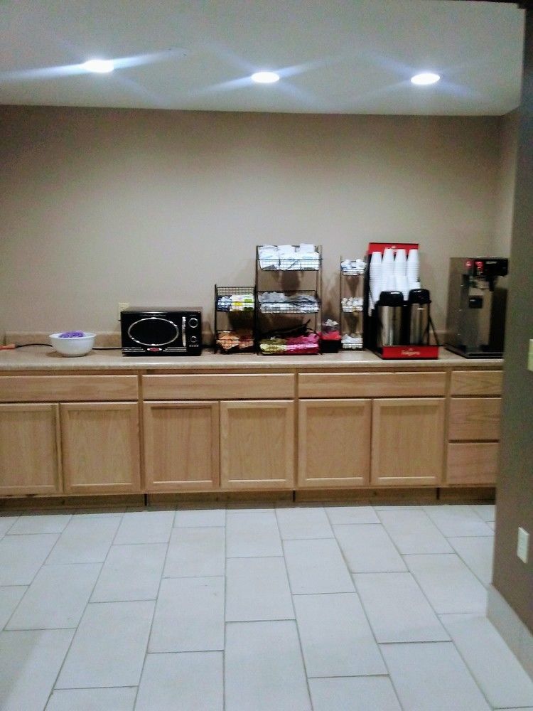Super 8 By Wyndham Asheville Airport Fletcher Extérieur photo